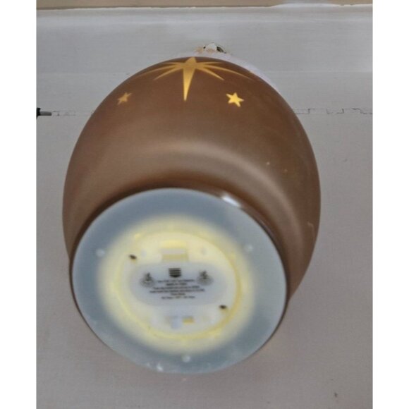 Vintage Angel-Lit Gold Figurine With Star Design & LED Light-Up Base - Picture 5 of 6